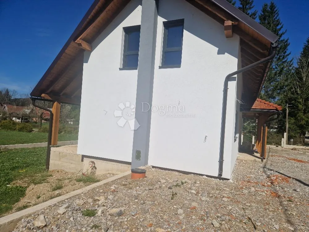 nova novcata kuća u prirodi - slika 24