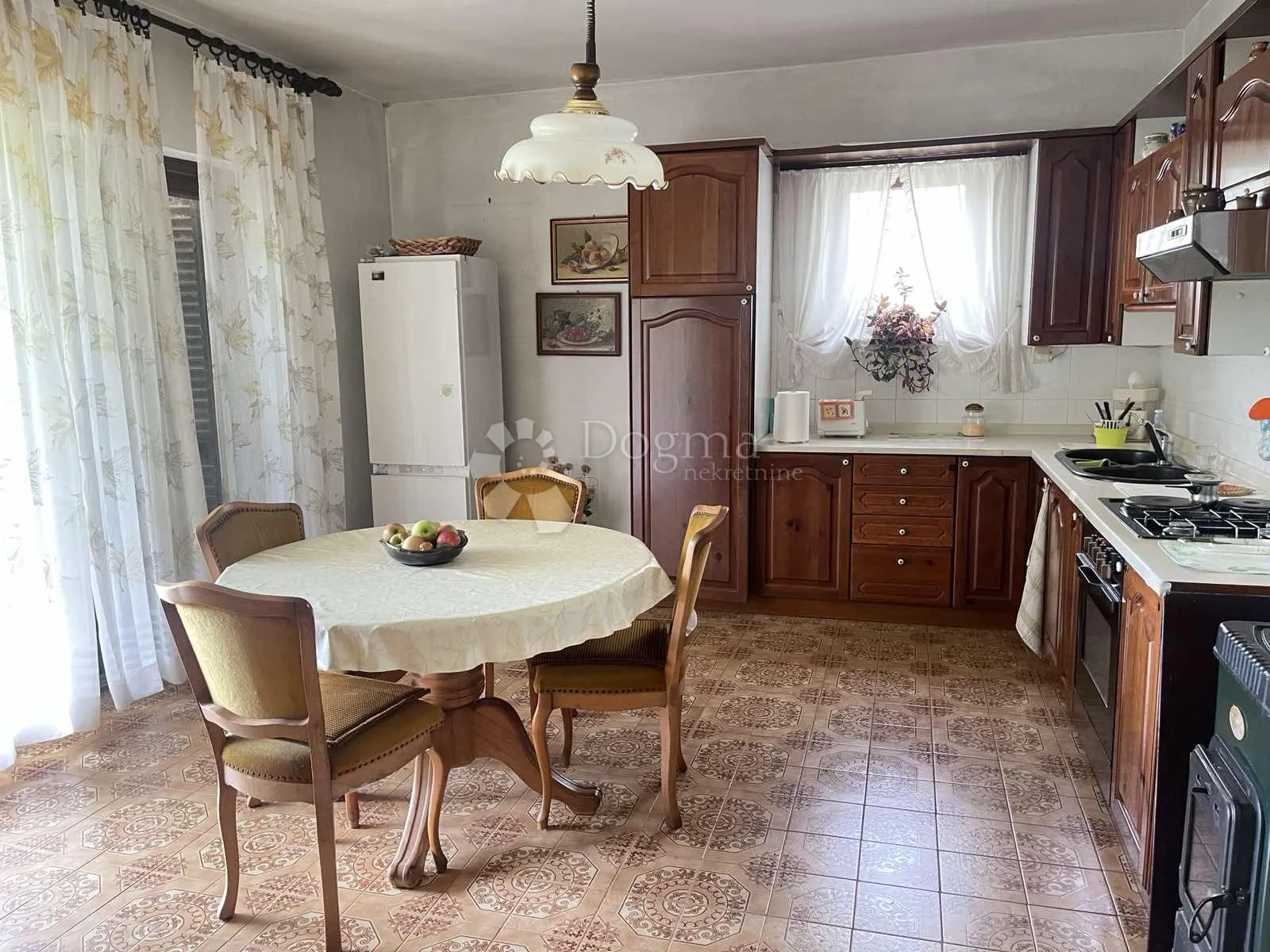 savršeno zemljište sa kućom u izgradnji - slika 18