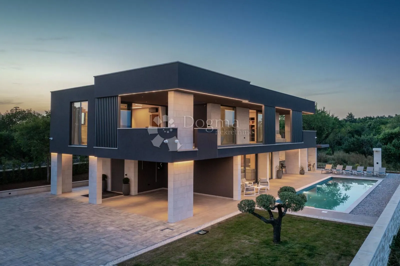 prestiž traži kupca - luksuzna villa s pogledom na more! - slika 2