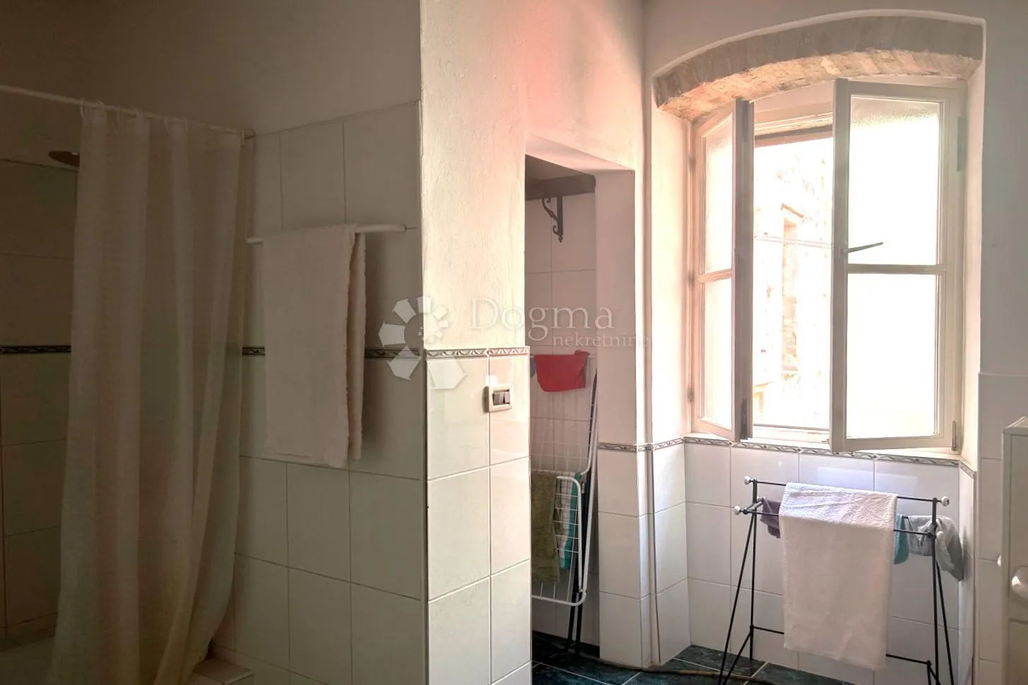 rovinj – unikatna kuća s vrtom u srcu starog grada - slika 20