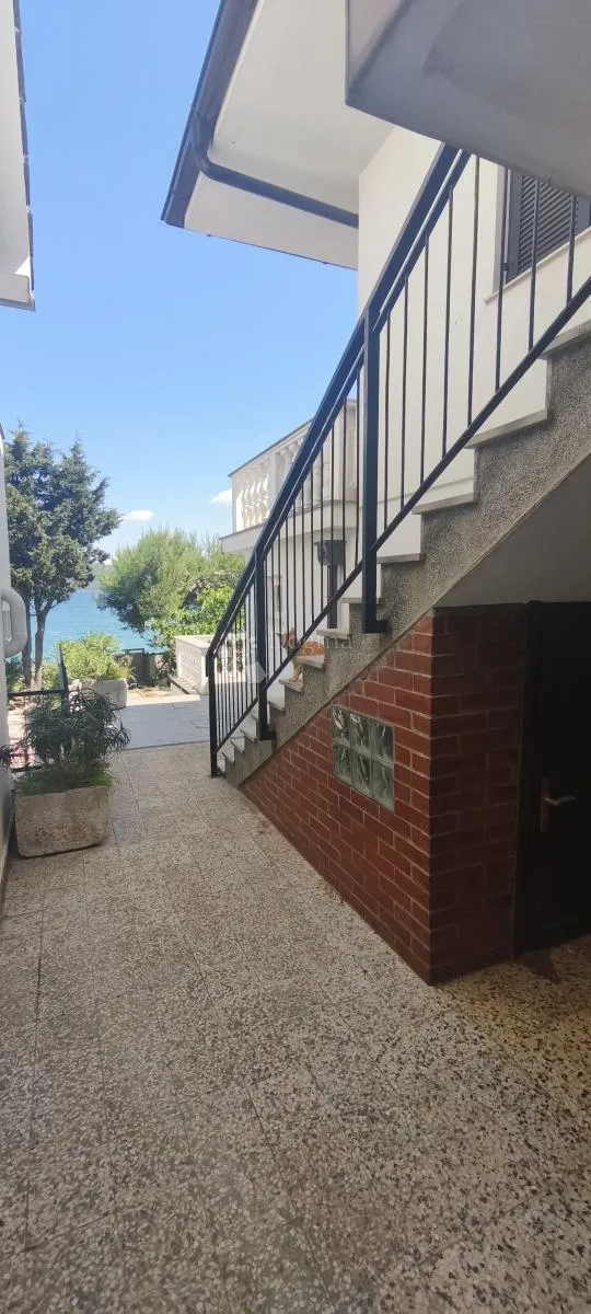 veli iž - kuća odmah uz u more u oazi mira - slika 21