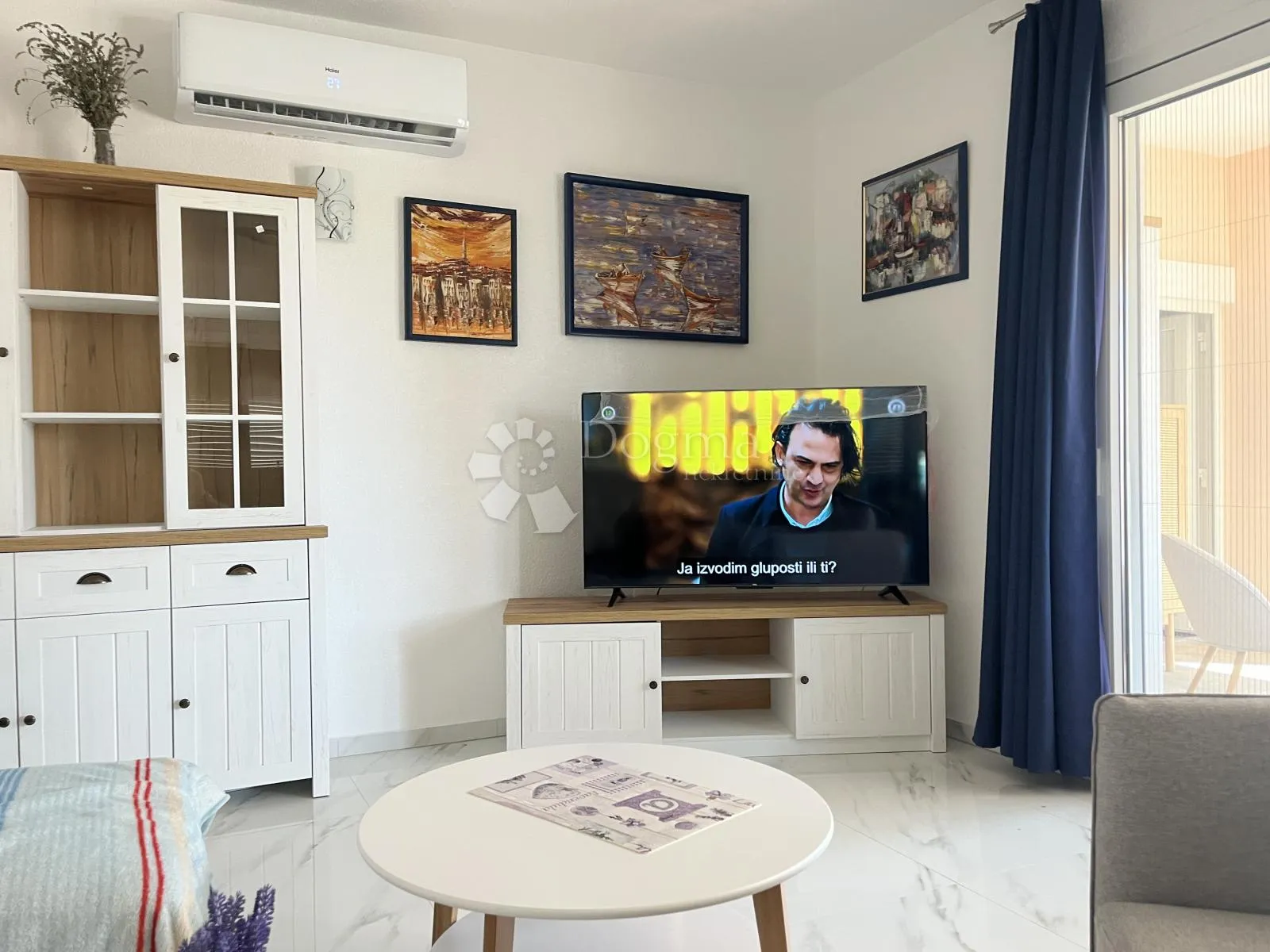 prilika! predivna vila s bazenom u zaleđu vodica - slika 41