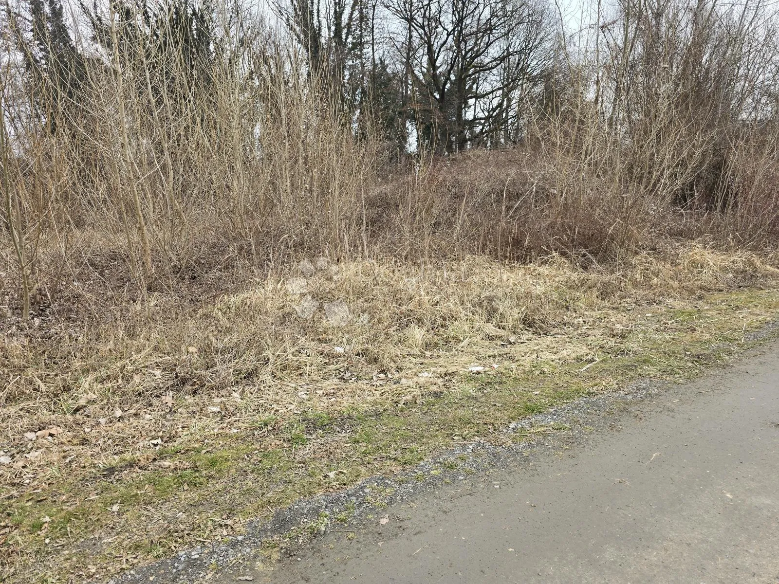 industrijsko zemljište od 4100 m2 u ulici ivana severa - slika 12