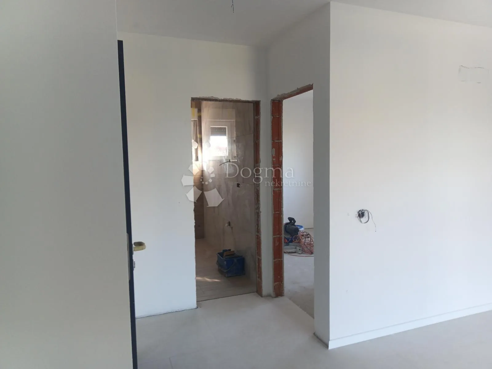 56,92m2, korak od mora i plaže - slika 15