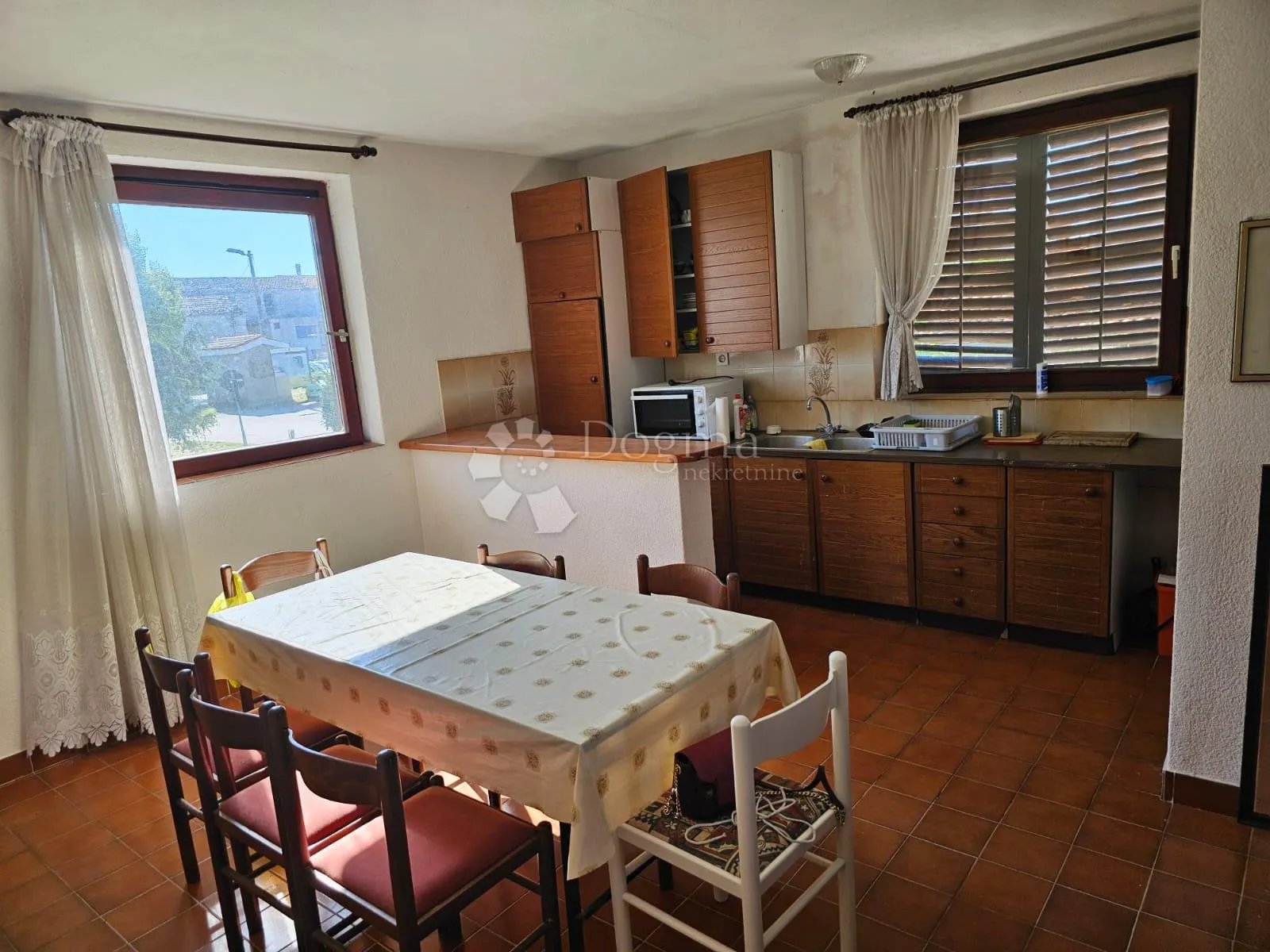 poreč - kuća sa dva stana i studio apartmanom - slika 12