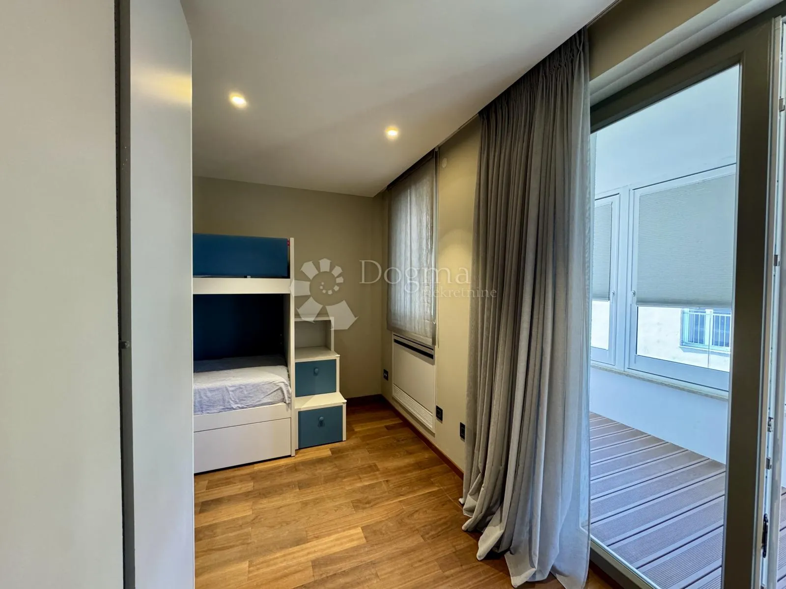 istra - luksuzan penthouse s panoramskim pogledom na more - slika 24