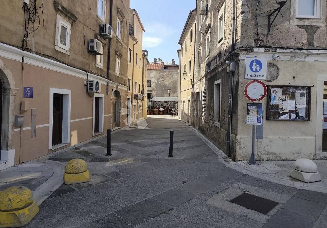 samo u dogmi | senj – stan u samom centru, idealan za život ili turizam - slika 22