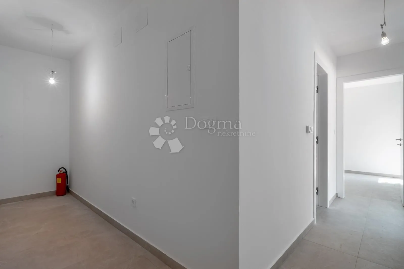 luksuzni app u novogradnji 152m2 s bazenom i okućnicom 180m2 - slika 17
