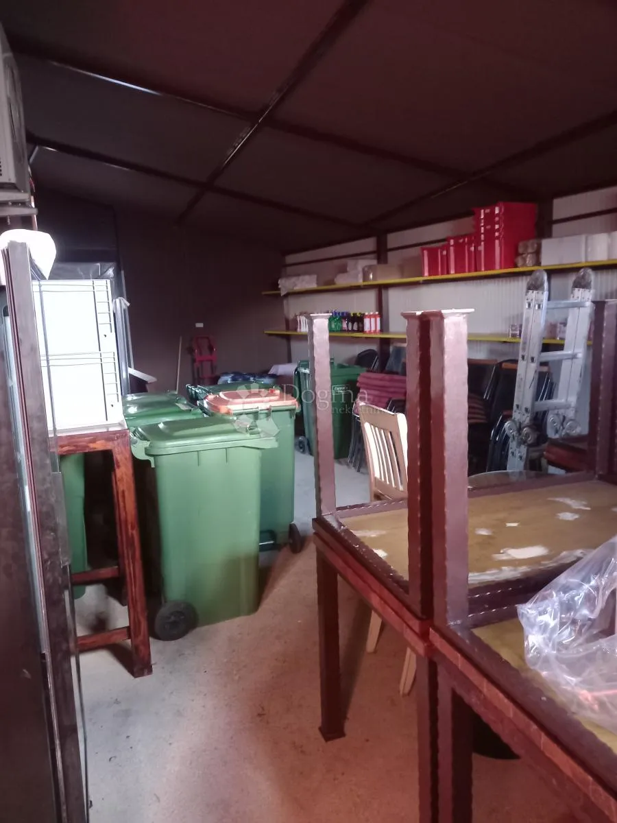 kompletno opremljen bistro / restoran – zaton - slika 14