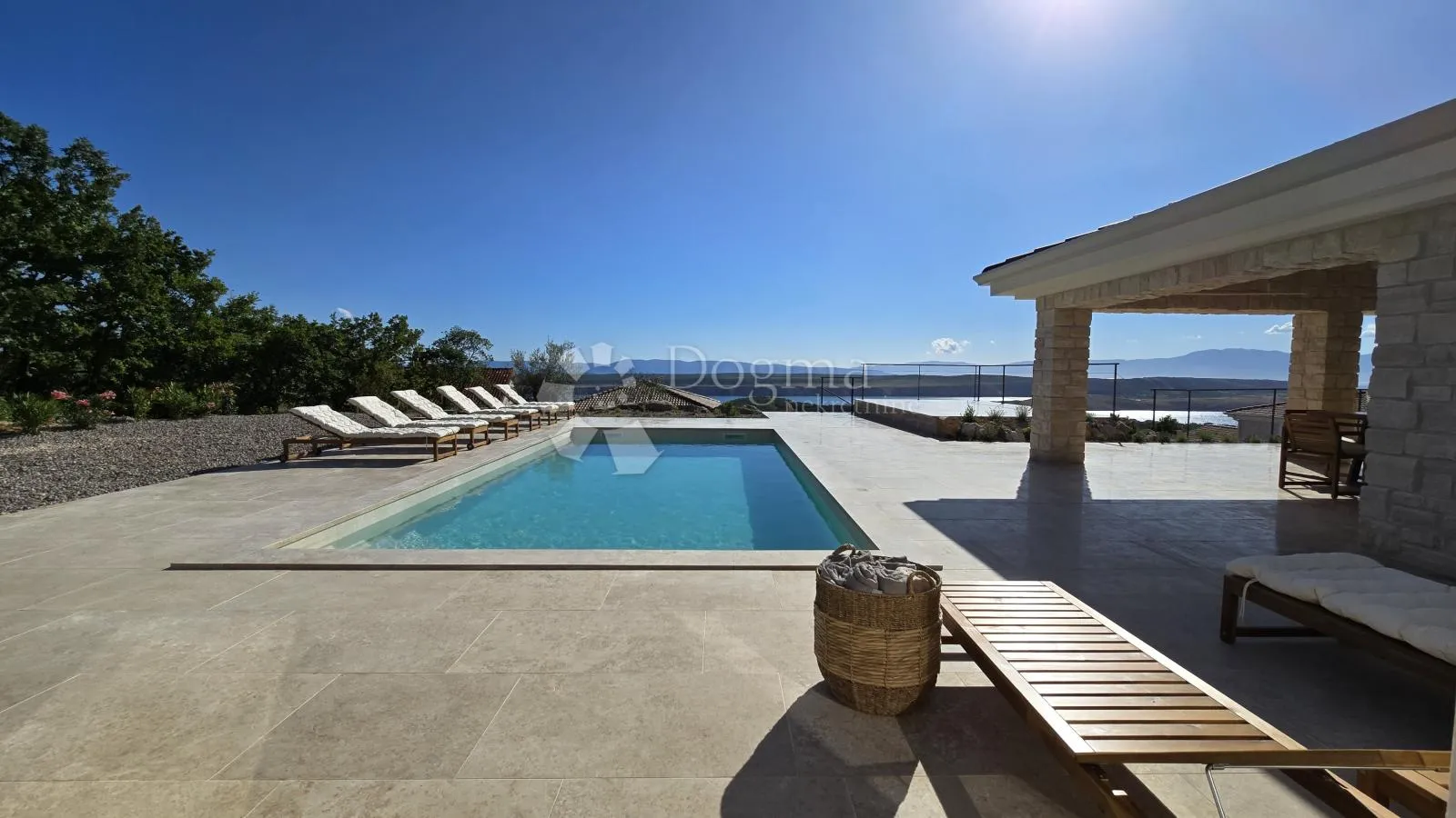 luxury villa koja ostavlja bez daha! - slika 7