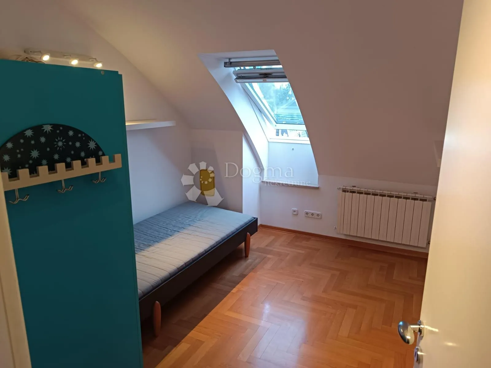 jedinstveni stan srebrnjak - slika 20