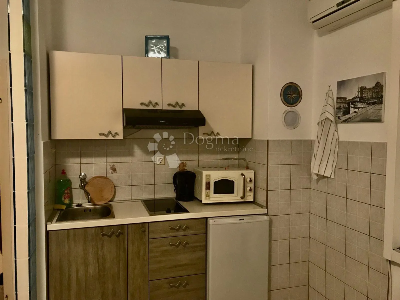 apartman sa mirisom mediterana - slika 2
