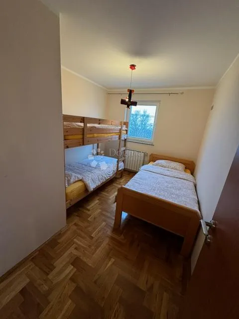 adaptirana kuća u srcu kostrene - idealna za obiteljski život! - slika 14