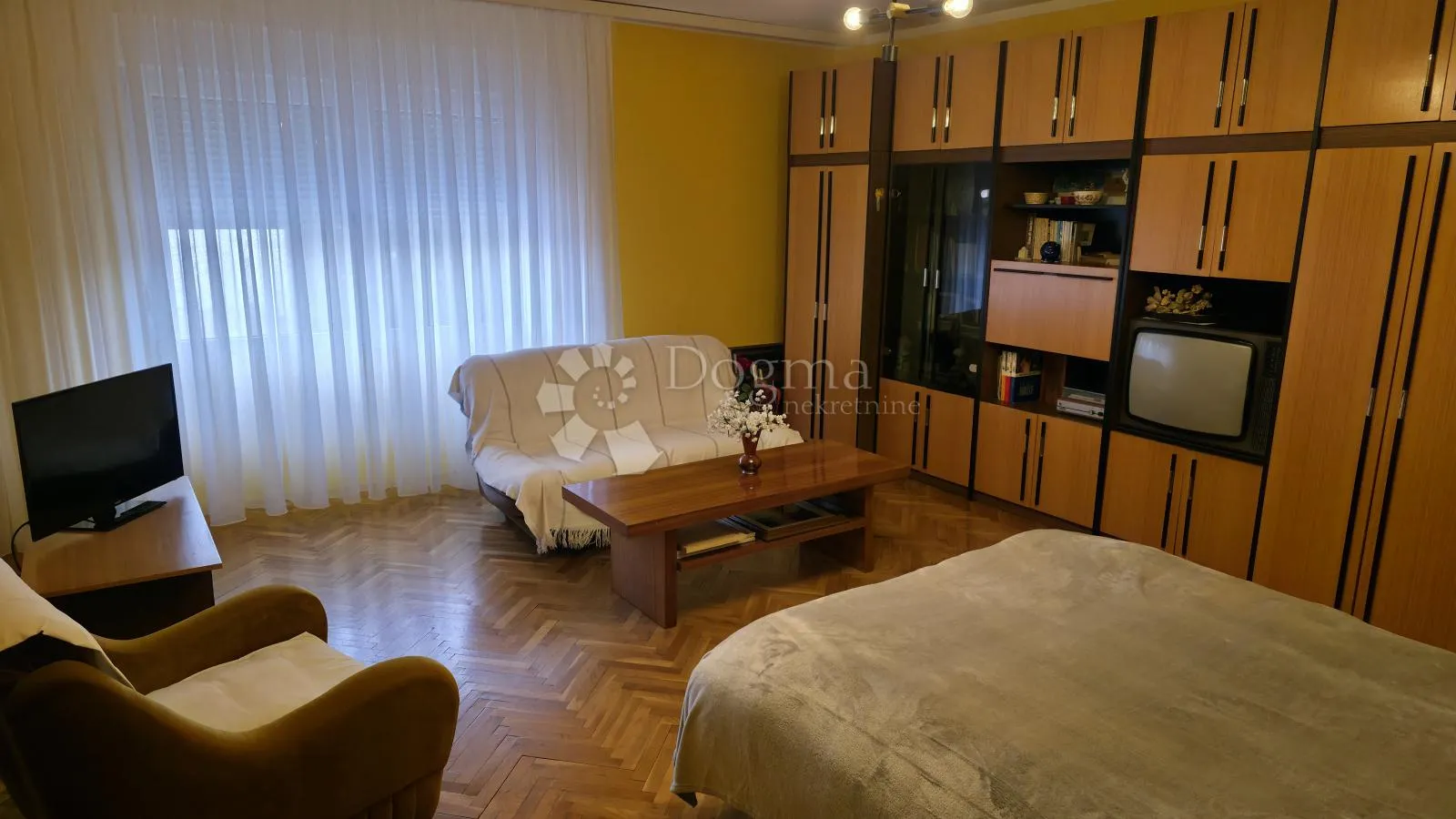 prodaja obiteljske kuće, bjelovar, odlična lokacija! - slika 9