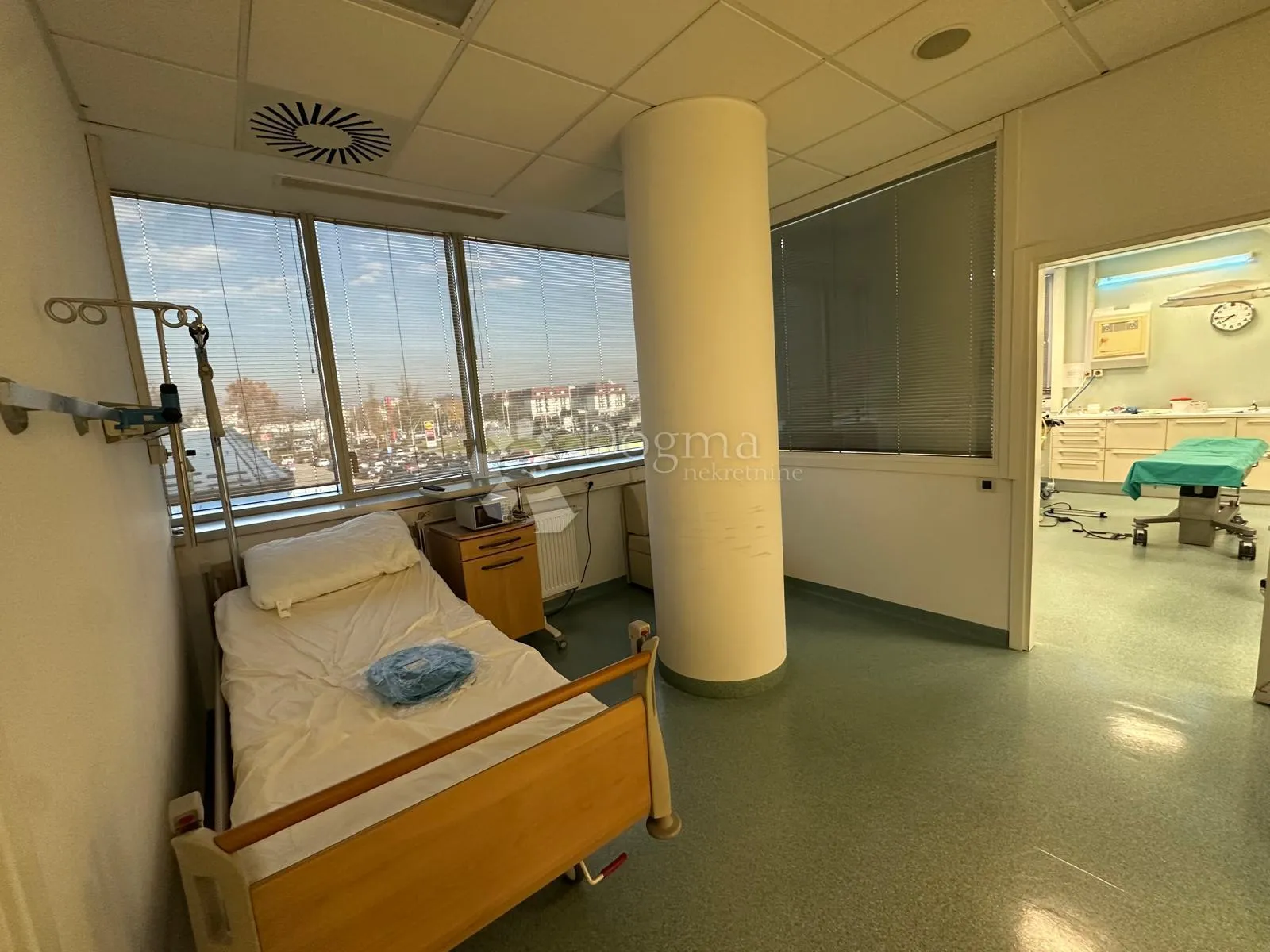 luksuzno uređena klinika za kirurgiju - slika 22