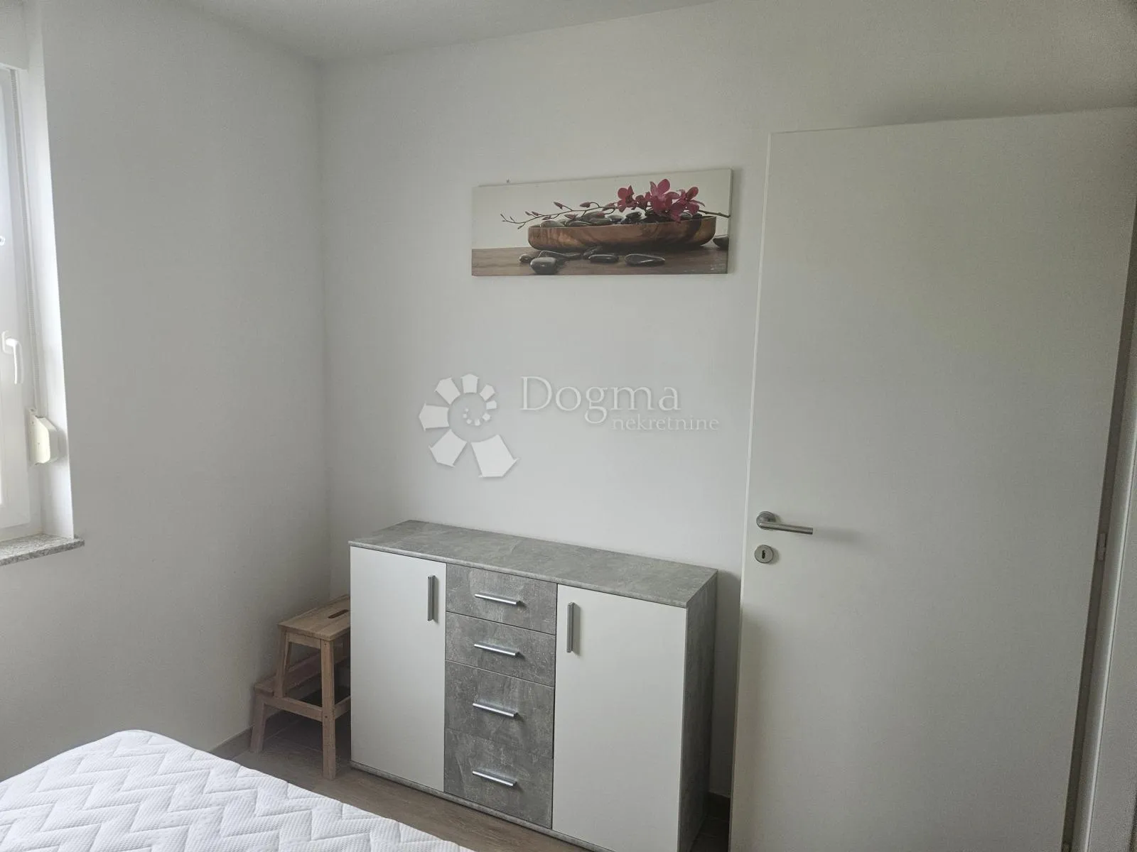 apartman s pogledom na more i velikim dvorištem, 400 m od mora - slika 13