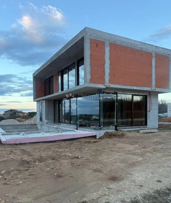 vrhunska vila s bazenom i pogledom na more - vrsi - slika 5