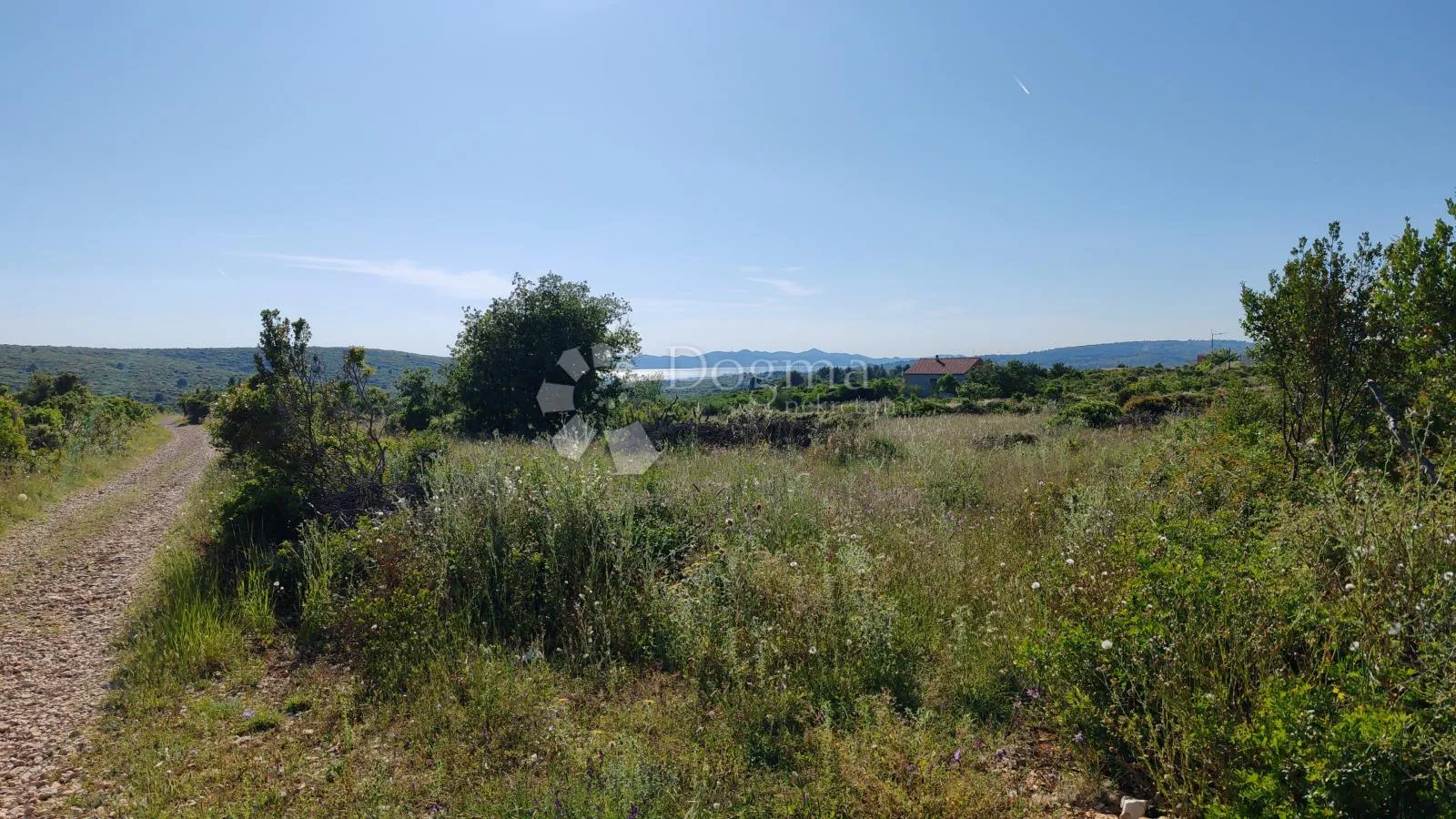 debeljak - građevinsko zemljište 932m2 - slika 2