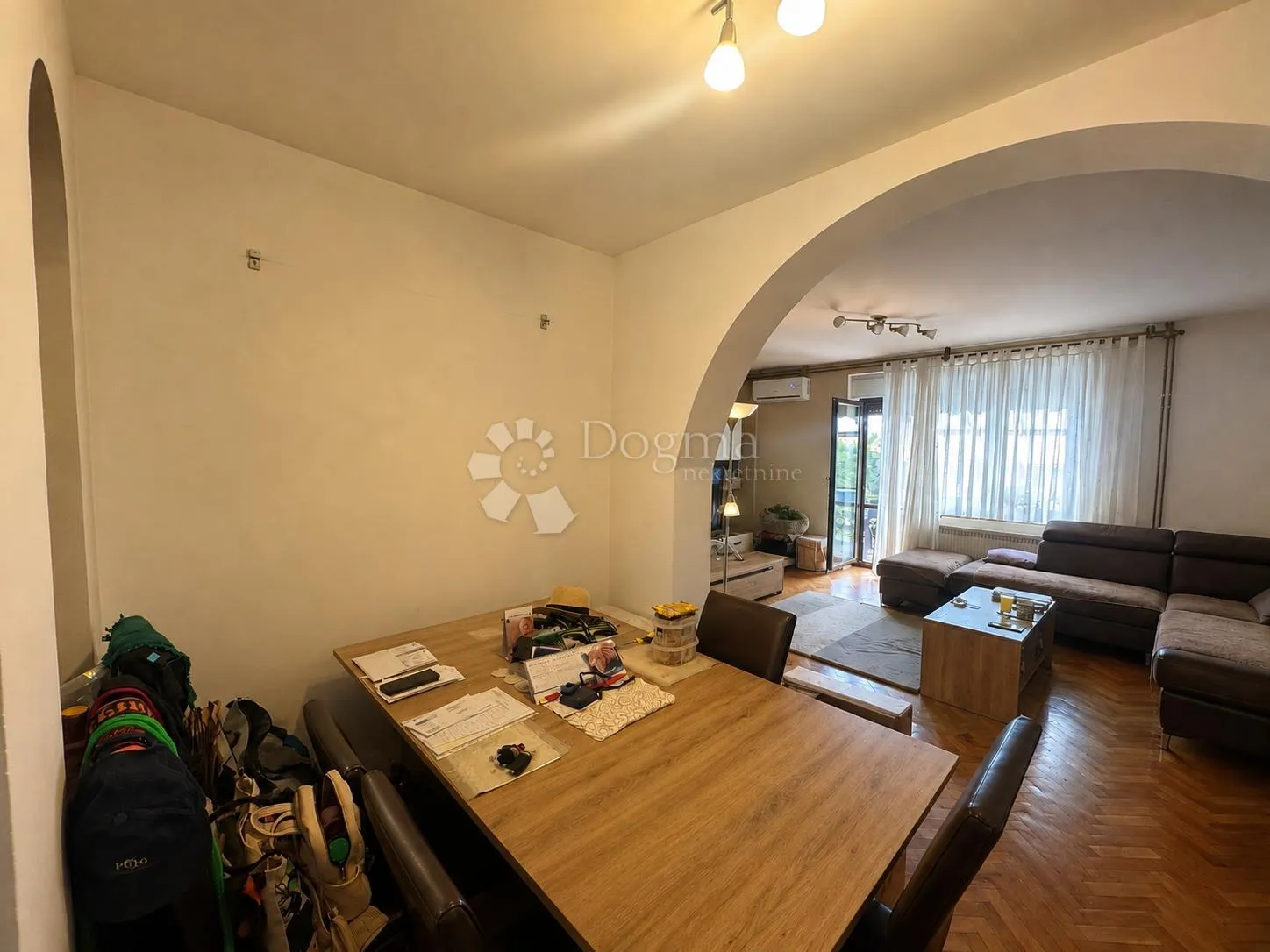 tenja – kuća 160 m², solarna elektrana, garaža - slika 2