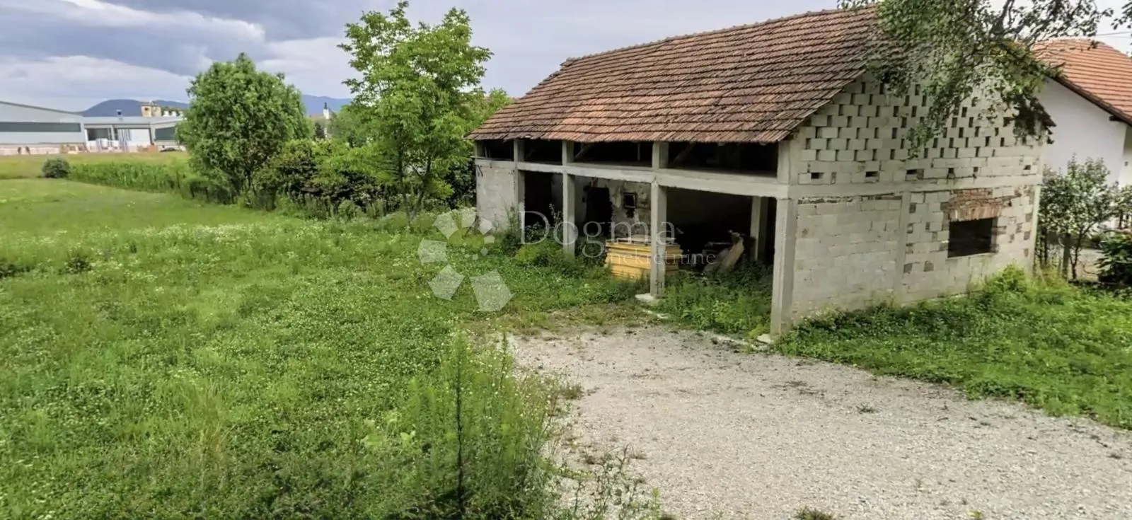 grđevinsko zemljište sv. križ začretje s postojećim objektom - slika 3