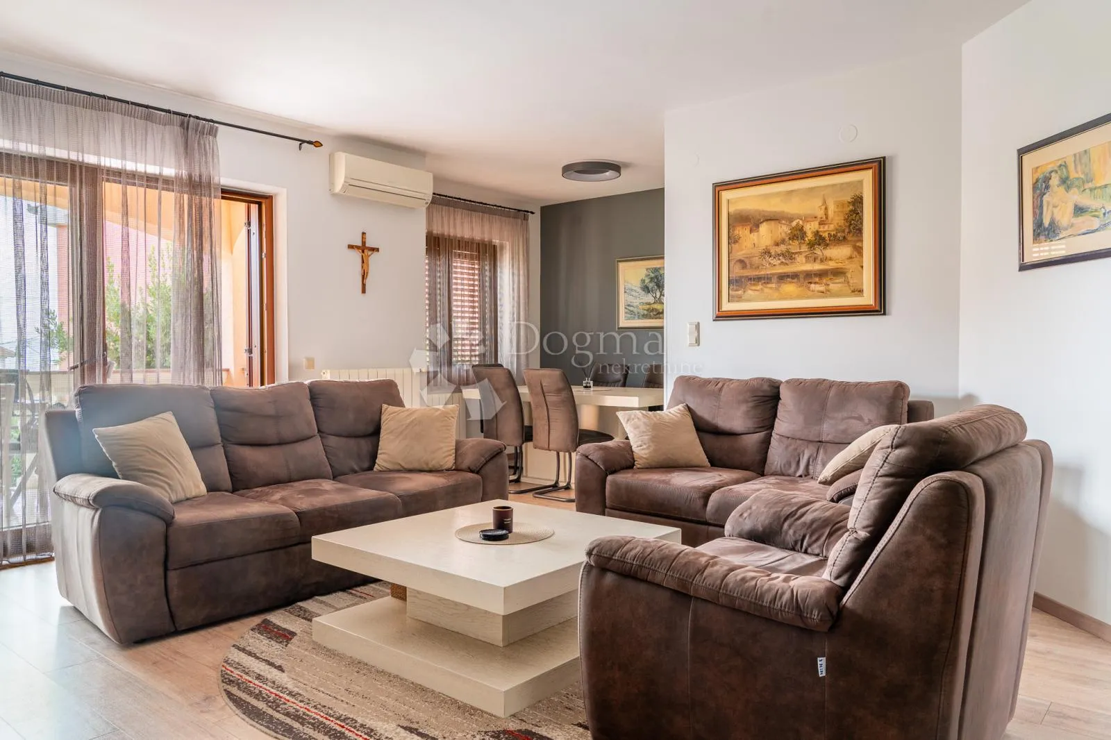 impozantna villa na trsatu - slika 9
