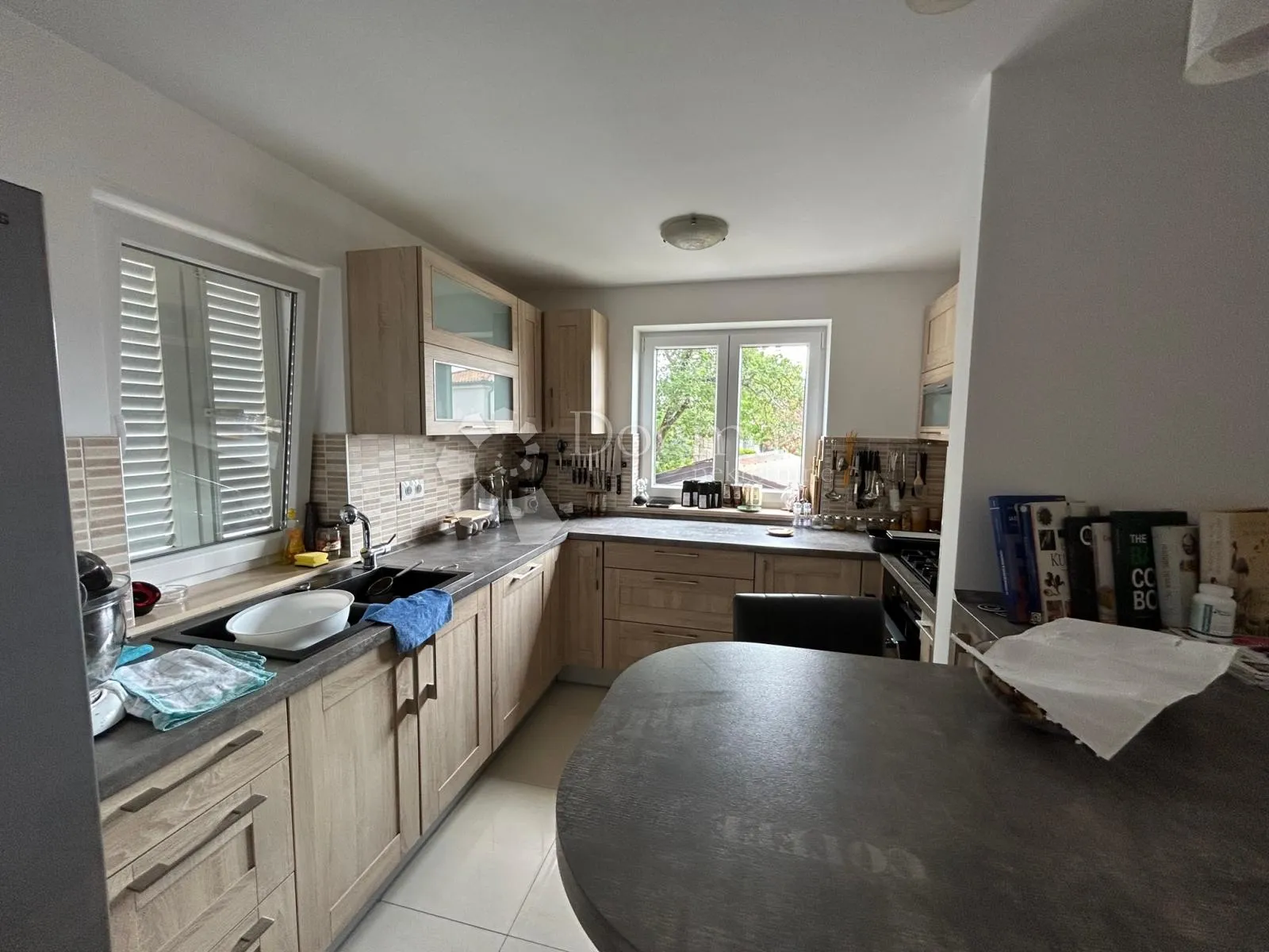 dvoetažni apartman u mirnom okružju - slika 5