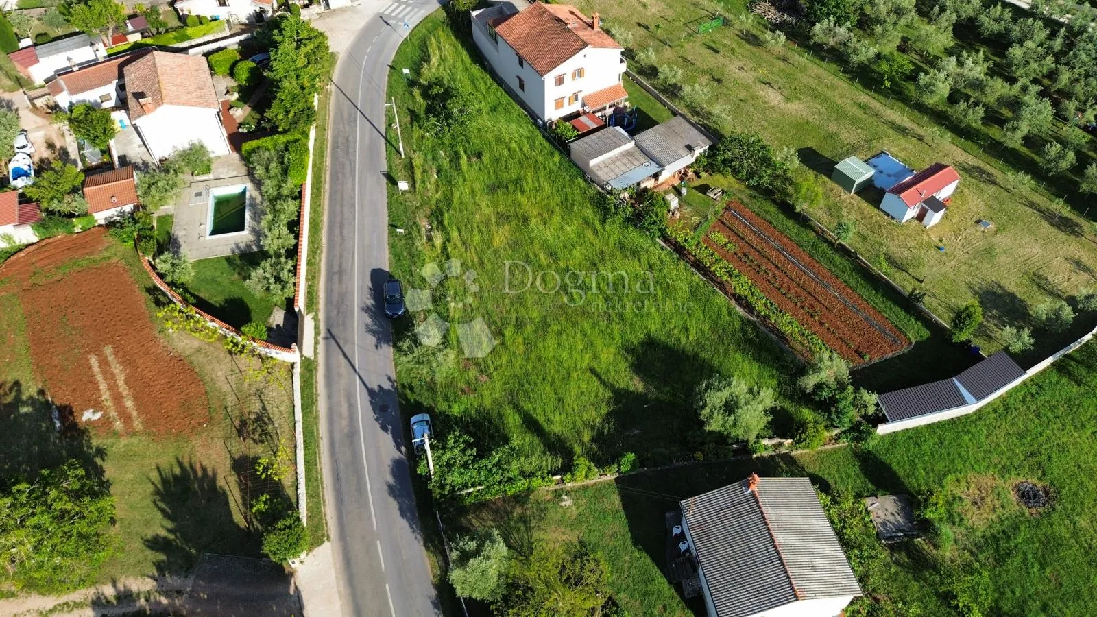 šegotići velika građevinska parcela - slika 7