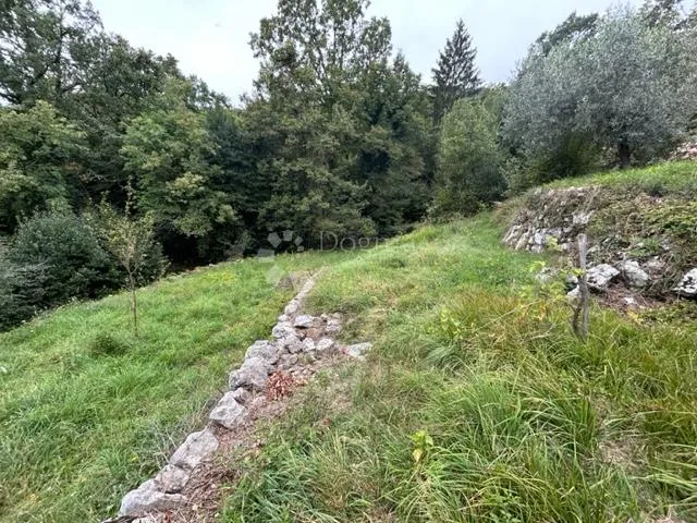 bregi-građevinski teren 665m2 - slika 6