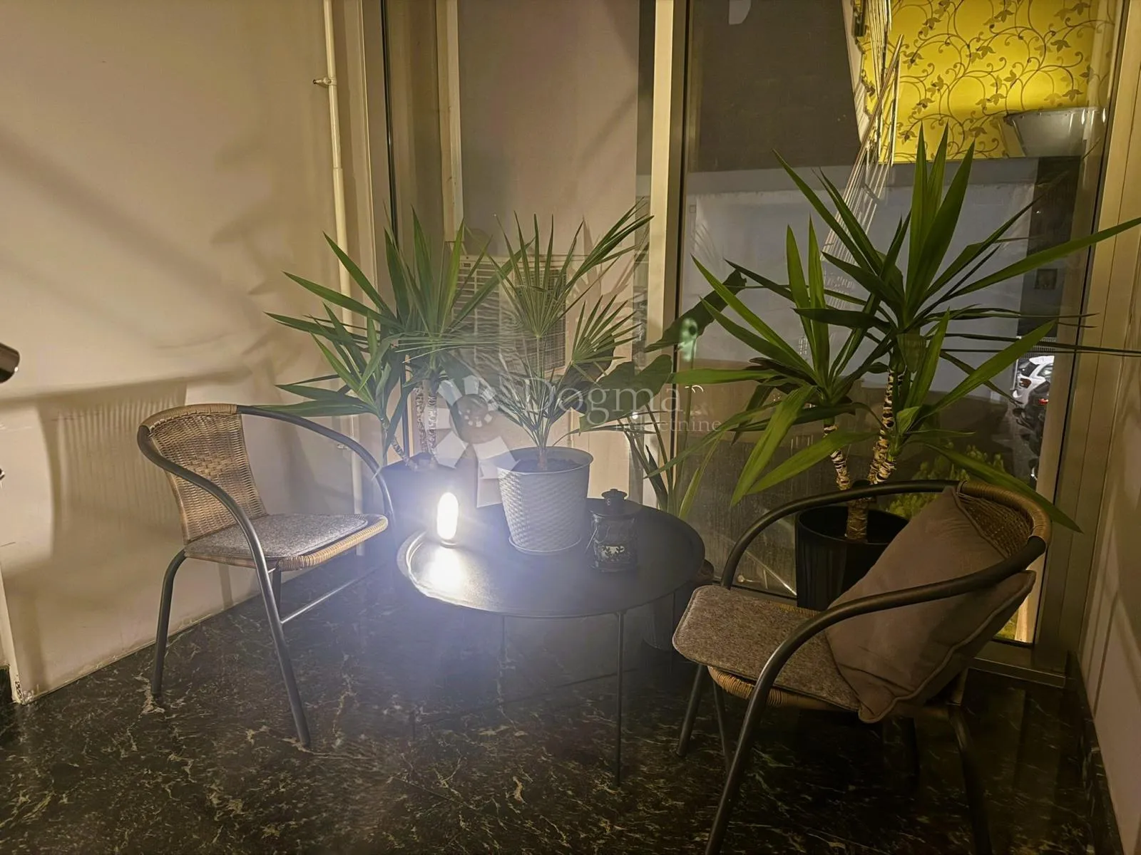 top prilika po sniženoj cijeni - cijeli kat, 145 m², privatni ulaz i parking - slika 19