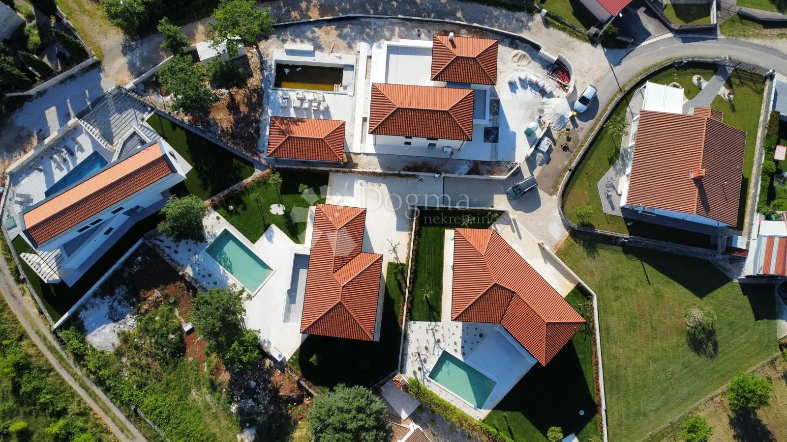 luksuzna vila s bazenom u istri – mir, dizajn i vrhunska kvaliteta, 10 km od mora (vrsar) - slika 31