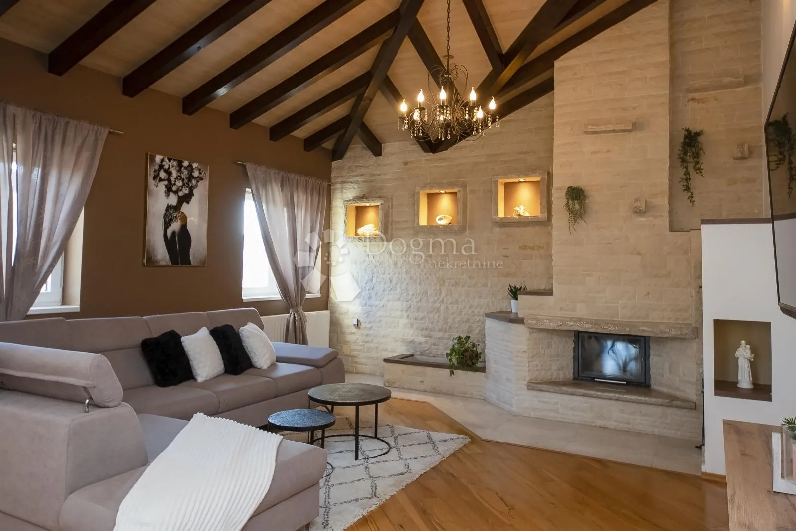 dubrava kod šibenika - prekrasna villa sa bazenom, 282 m2 - slika 20