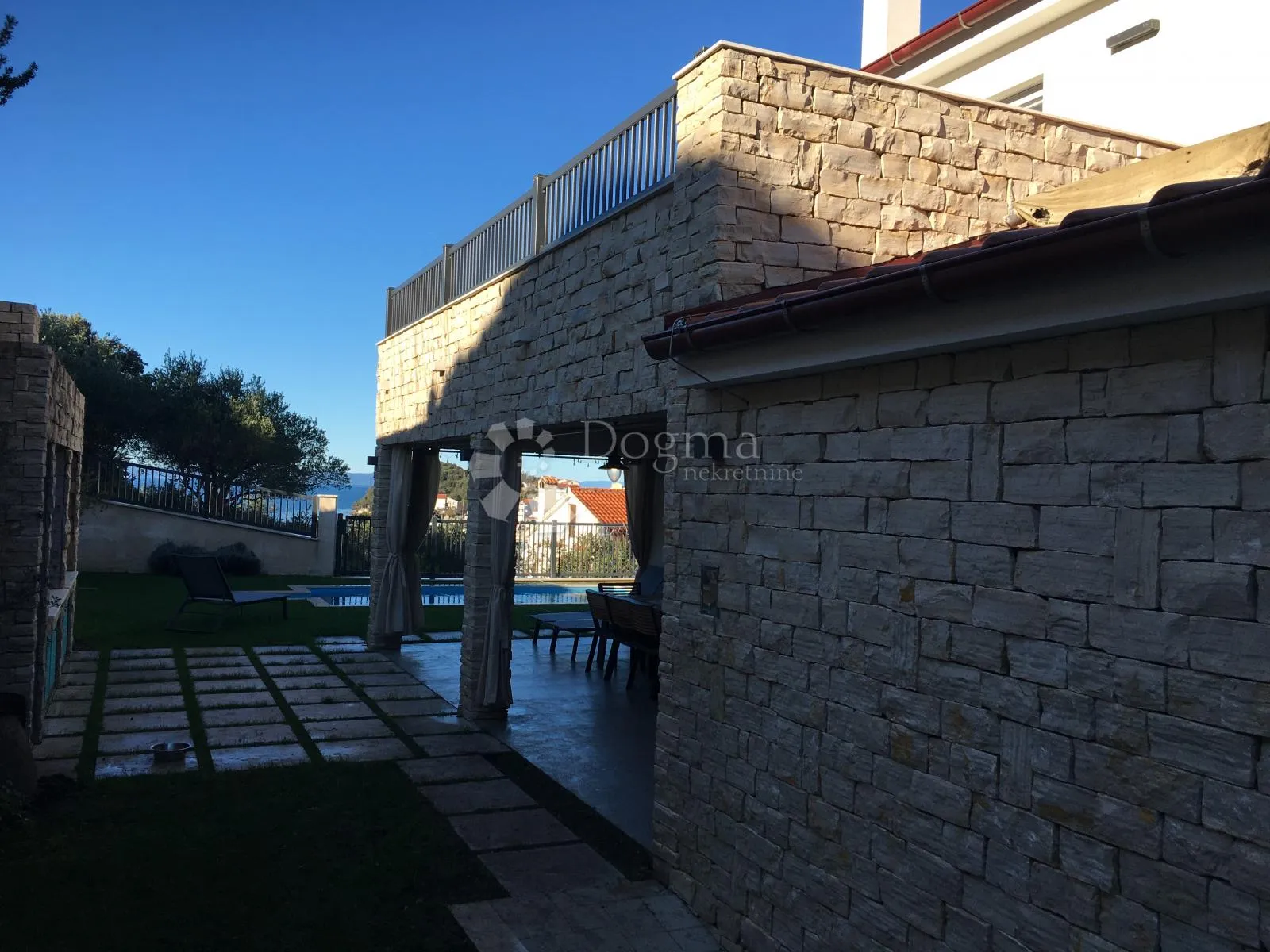 ekskluzivna kuća svega 70 m od pješčane plaže, otok rab - slika 31
