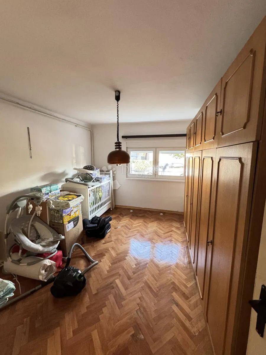 potencijal za gradnju nove kuće - 504 m2 - slika 8