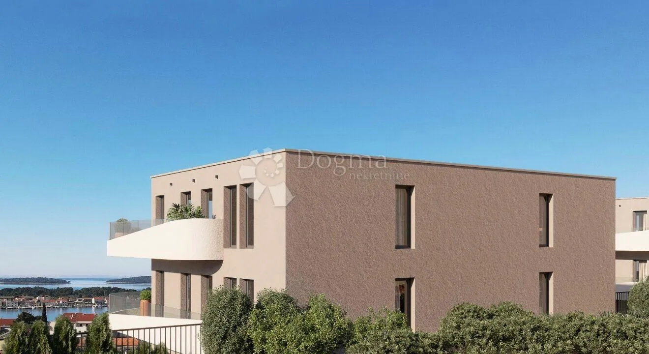 luksuzan trosoban stan s pogledom na otok krapanj - slika 7