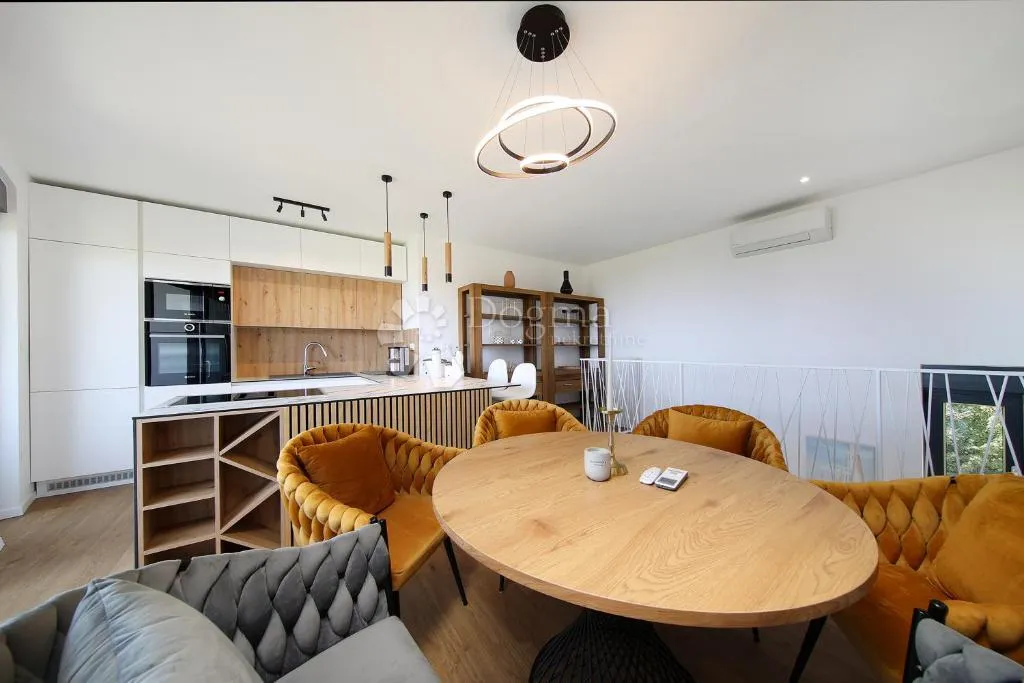 stan-ika, opatija, 108 m² - slika 2