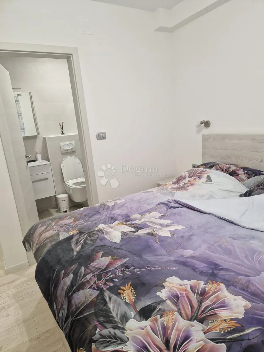 atraktivan apartman u prizemlju blizu mora - slika 15