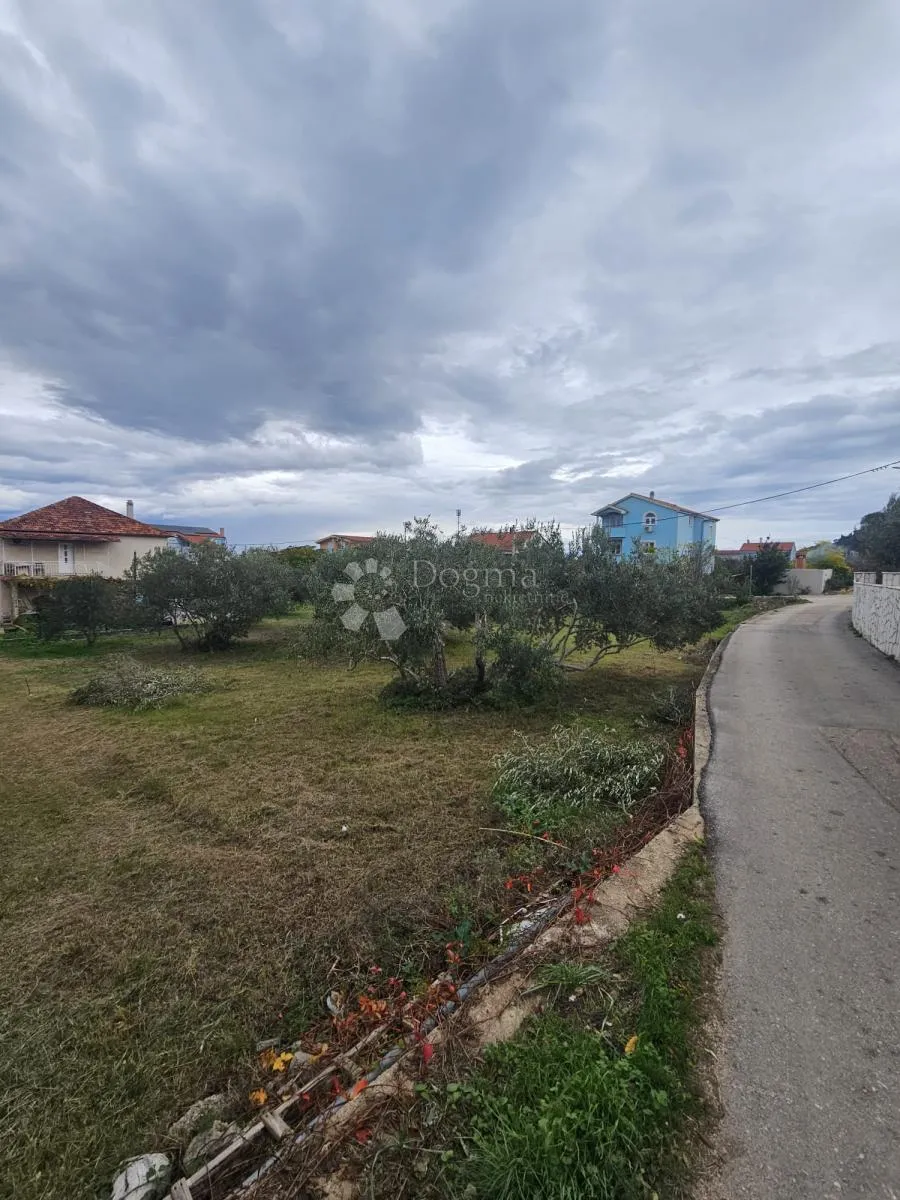 pašman, građevinsko zemljište - 150m od mora - slika 5