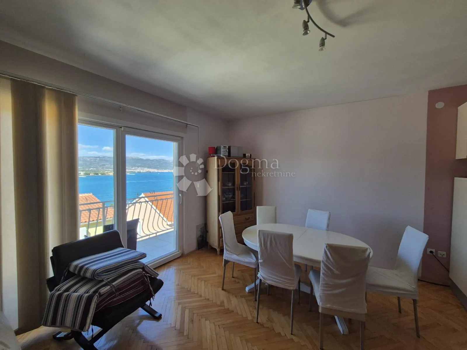 prostrana apartmanska kuća sa panoramskim pogledom na more - slika 31