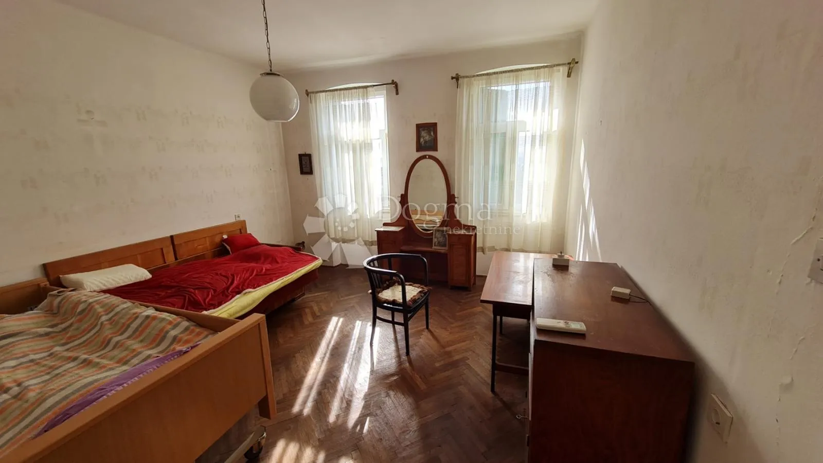 etaža trsat - slika 3