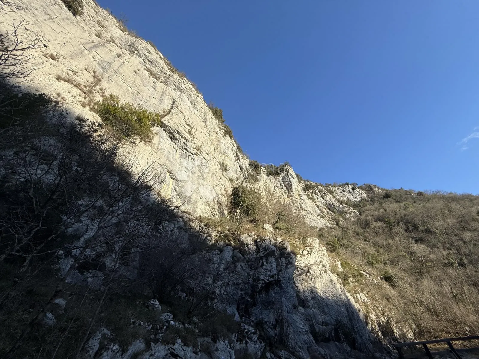 jedinstveno zemljište uz rijeku • aktivni turizam - slika 7
