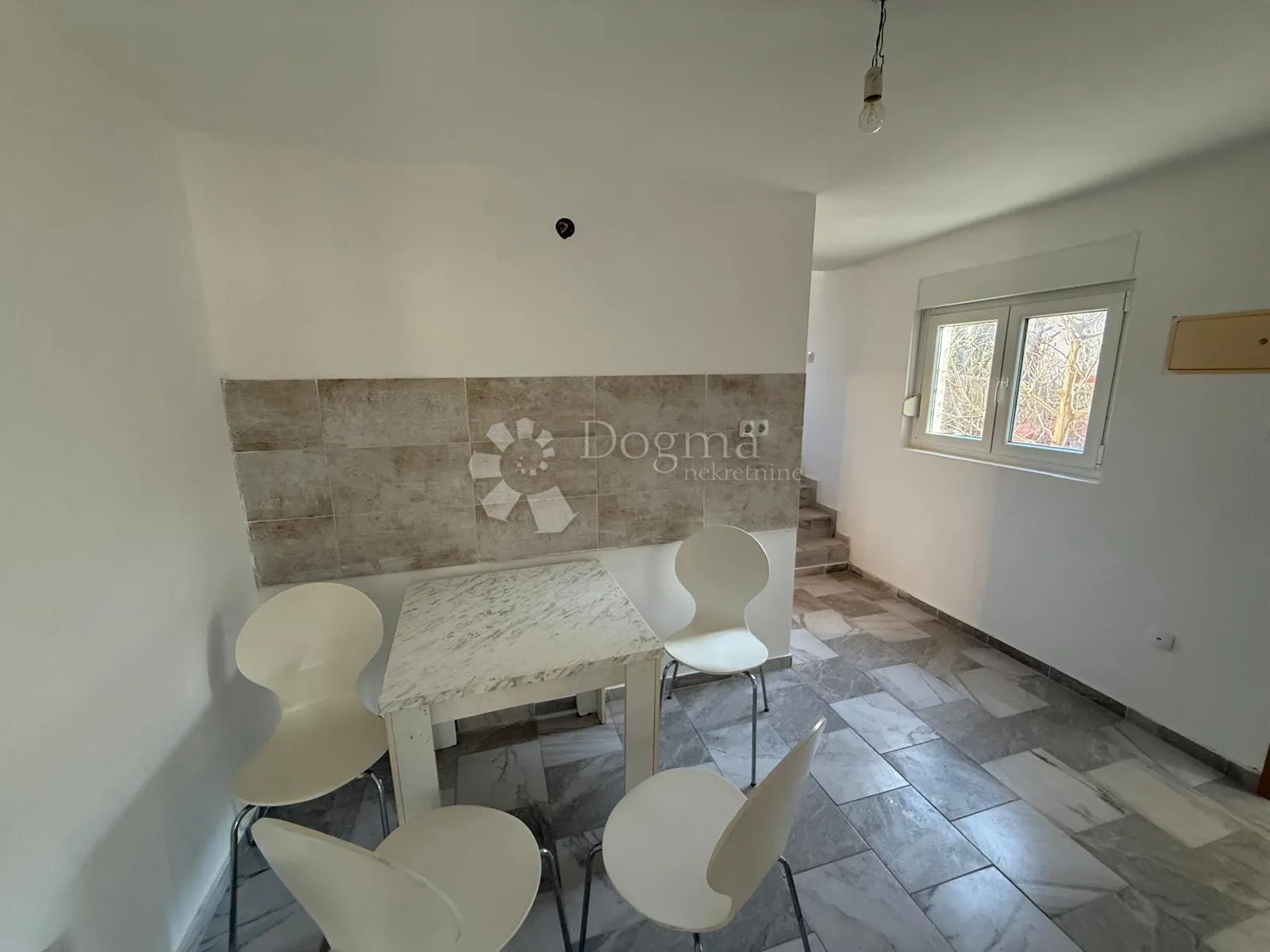apartman s dvje terase i pogledom na more - slika 8