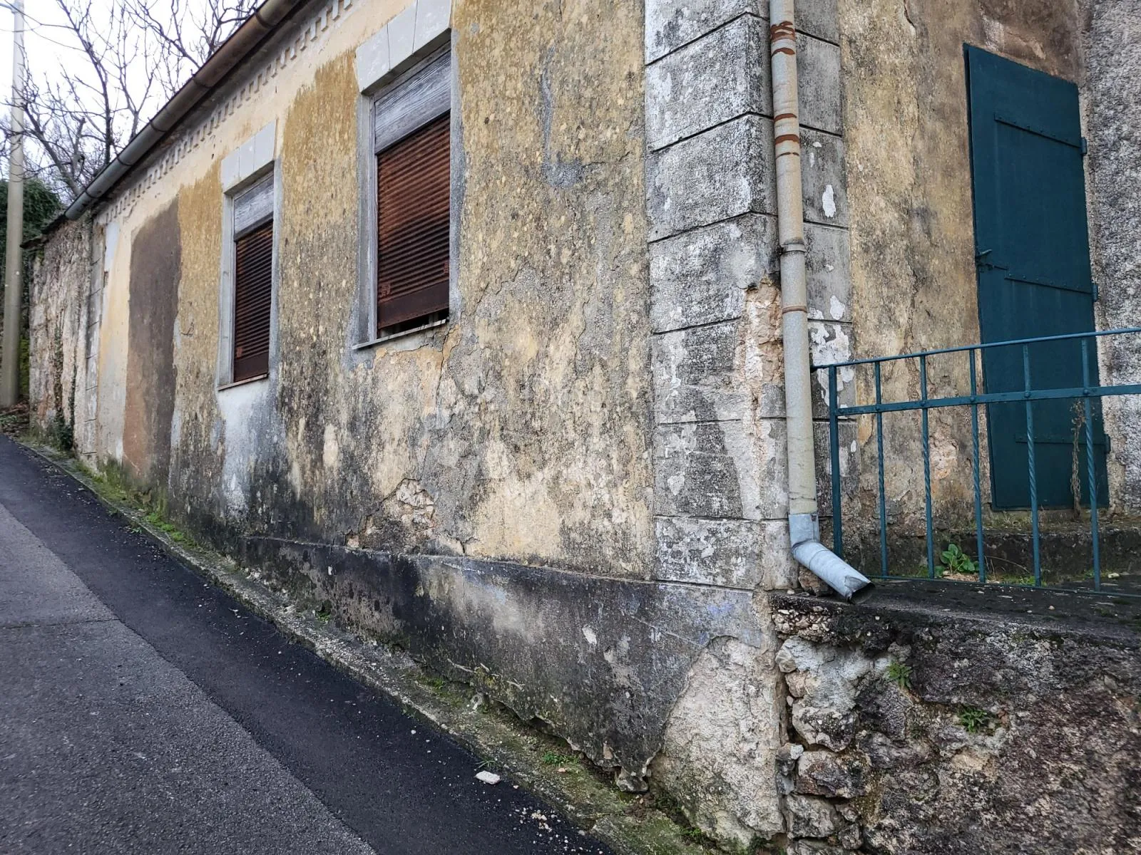 kamena kuća za uređenje sa pogledom na more - slika 2
