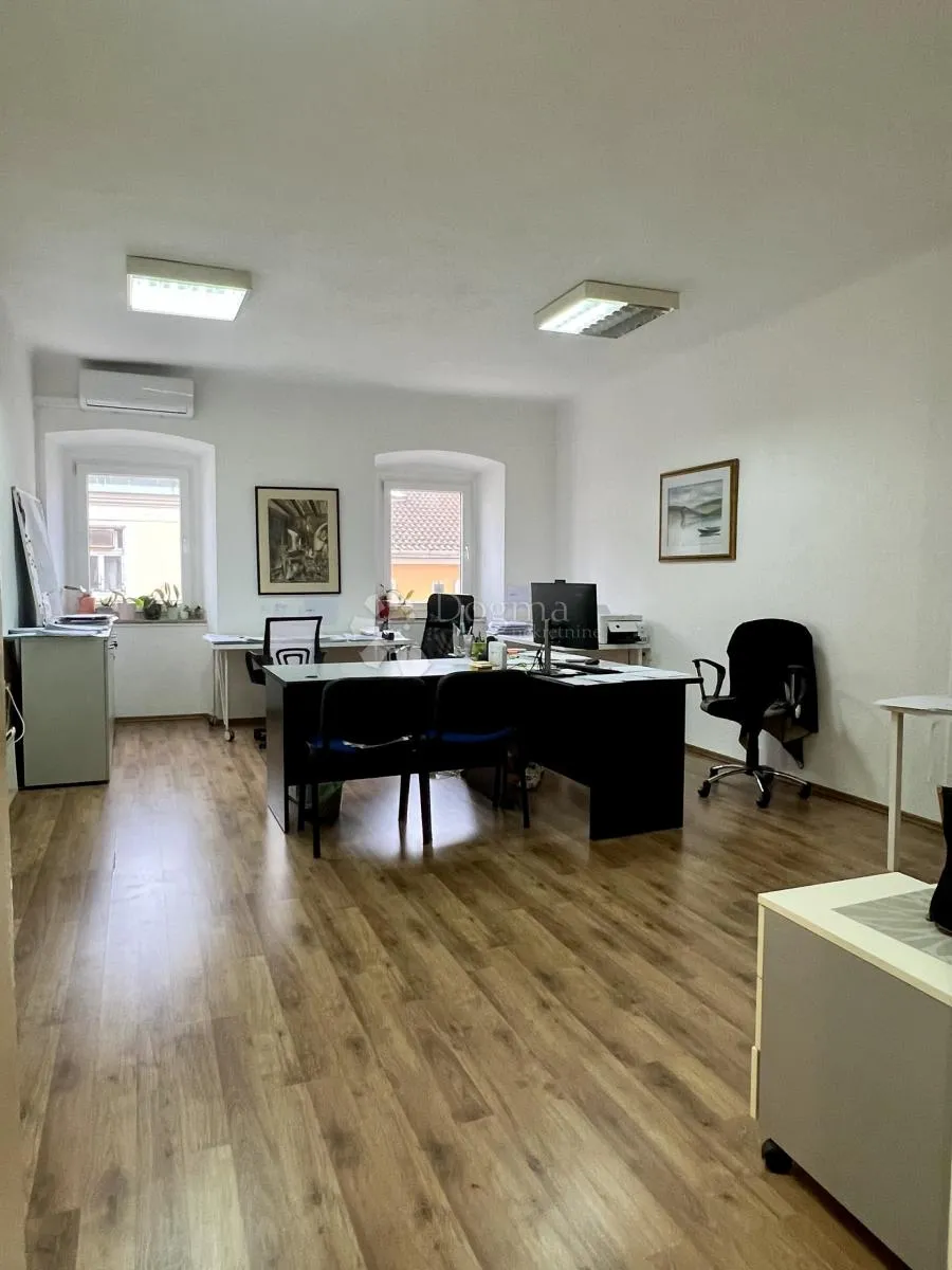 korzo uredski poslovni prostor 95m2 - slika 2