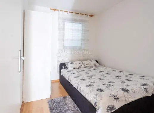 stan na odličnoj lokaciji u rovinju - slika 8