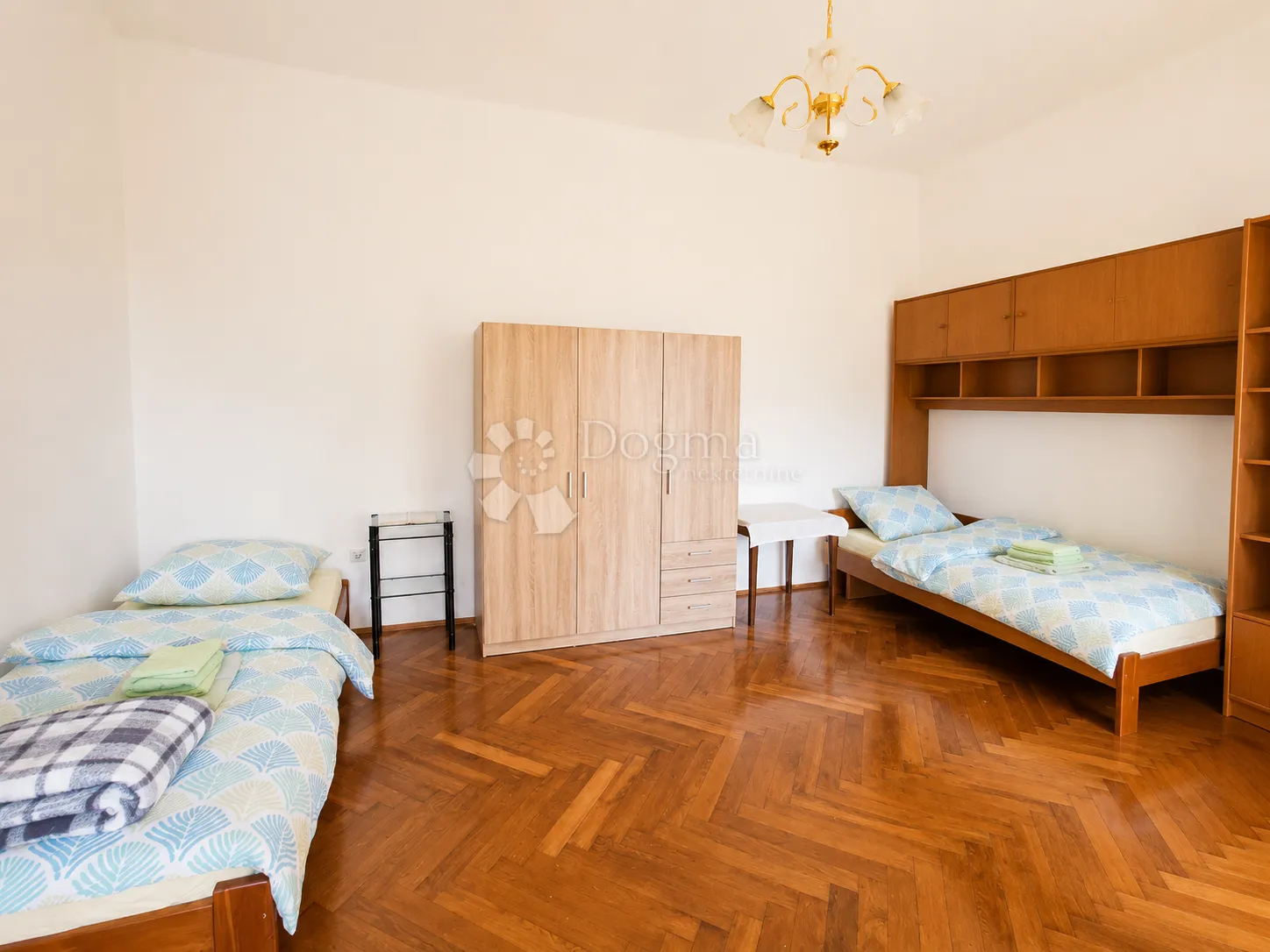 prostran studentski stan za najam – 95 m², podmurvice - slika 11