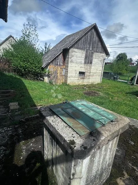 imanje sa 4 objekta budak blizina rijeke like - slika 3