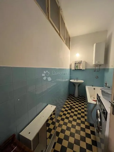 poslovni prostor crikvenica - slika 10