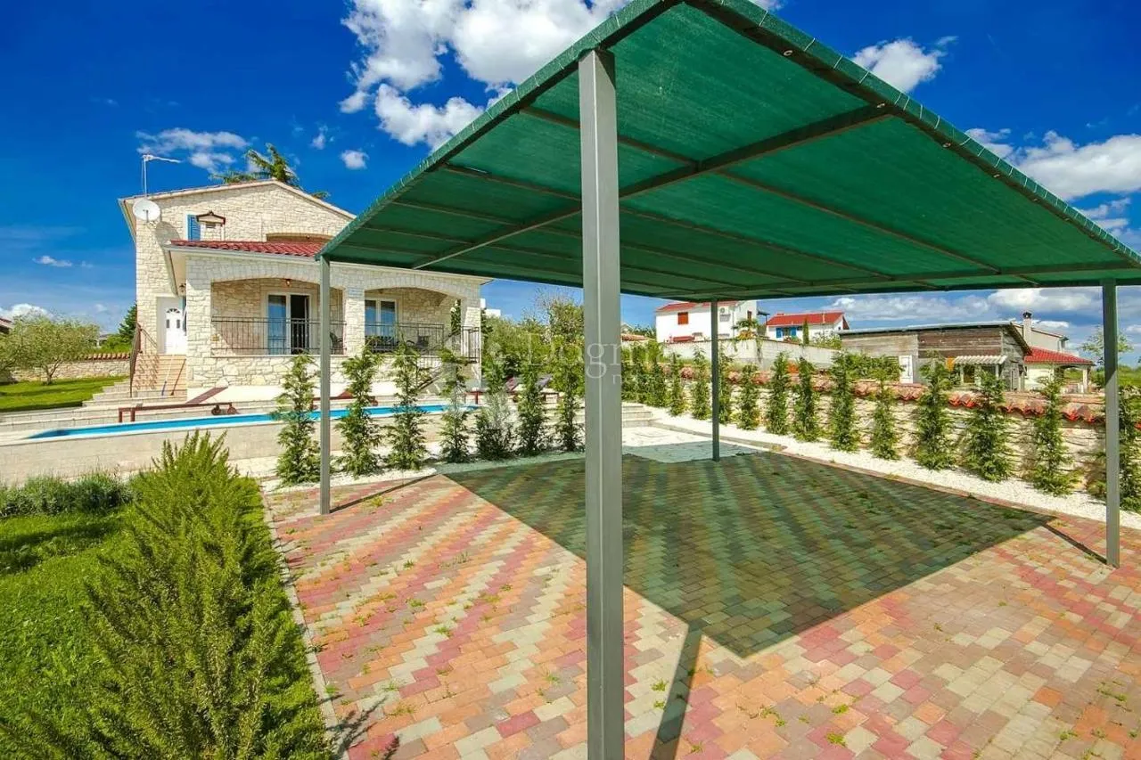 poreč, okolica, prekrasna vila sa bazenom - slika 22