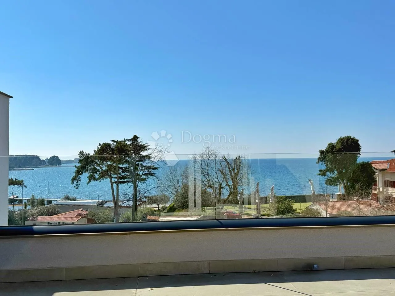 poreč, luksuzna oaza 80 metara od mora - slika 2