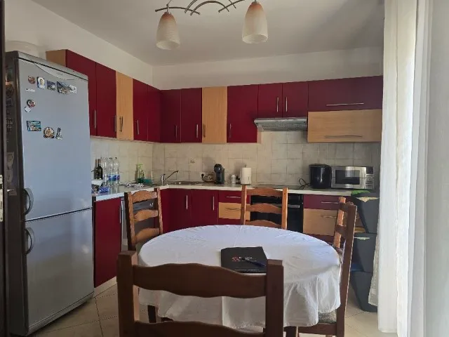 prodaje se 2s+db stan -viškovo(blizina centra) - slika 1